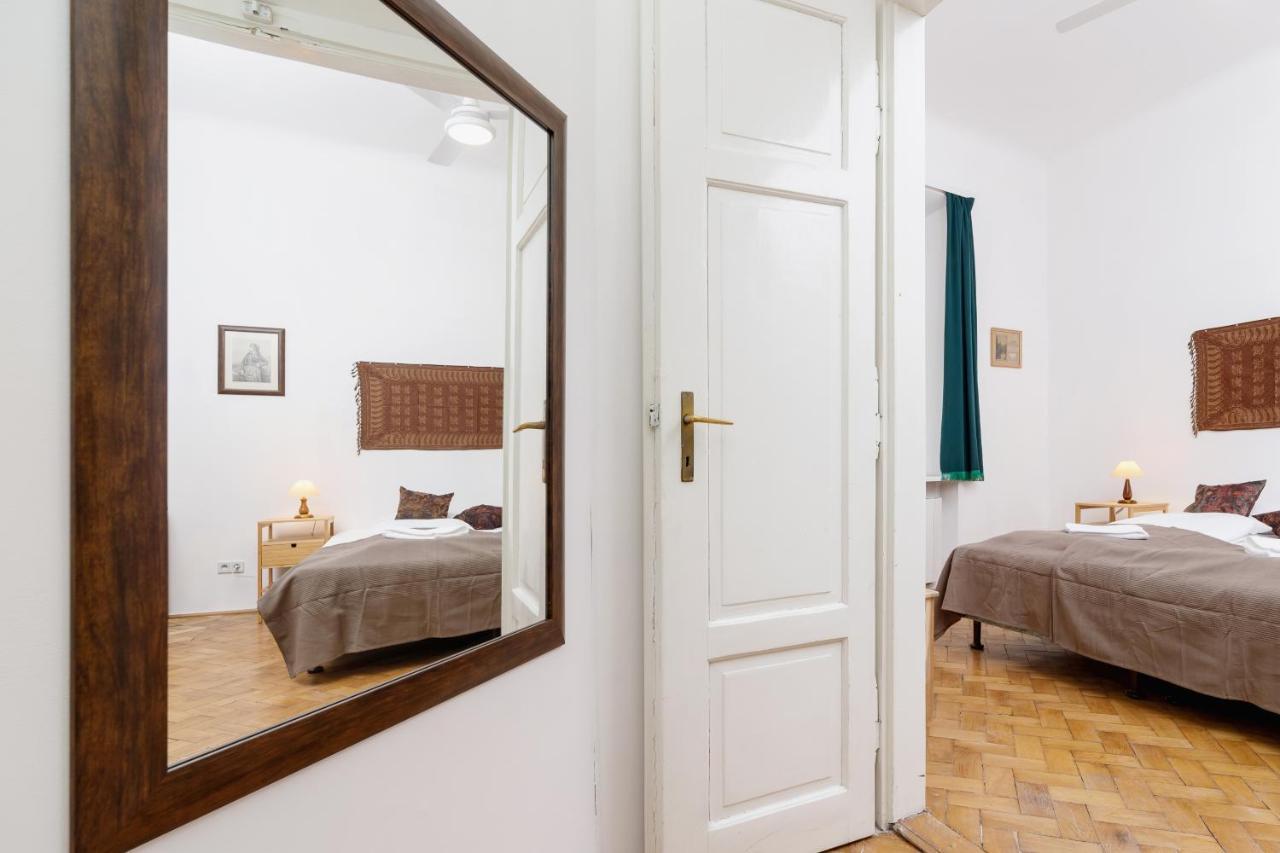 Apartment Pijarska Krakow By Noclegi Renters Exterior photo