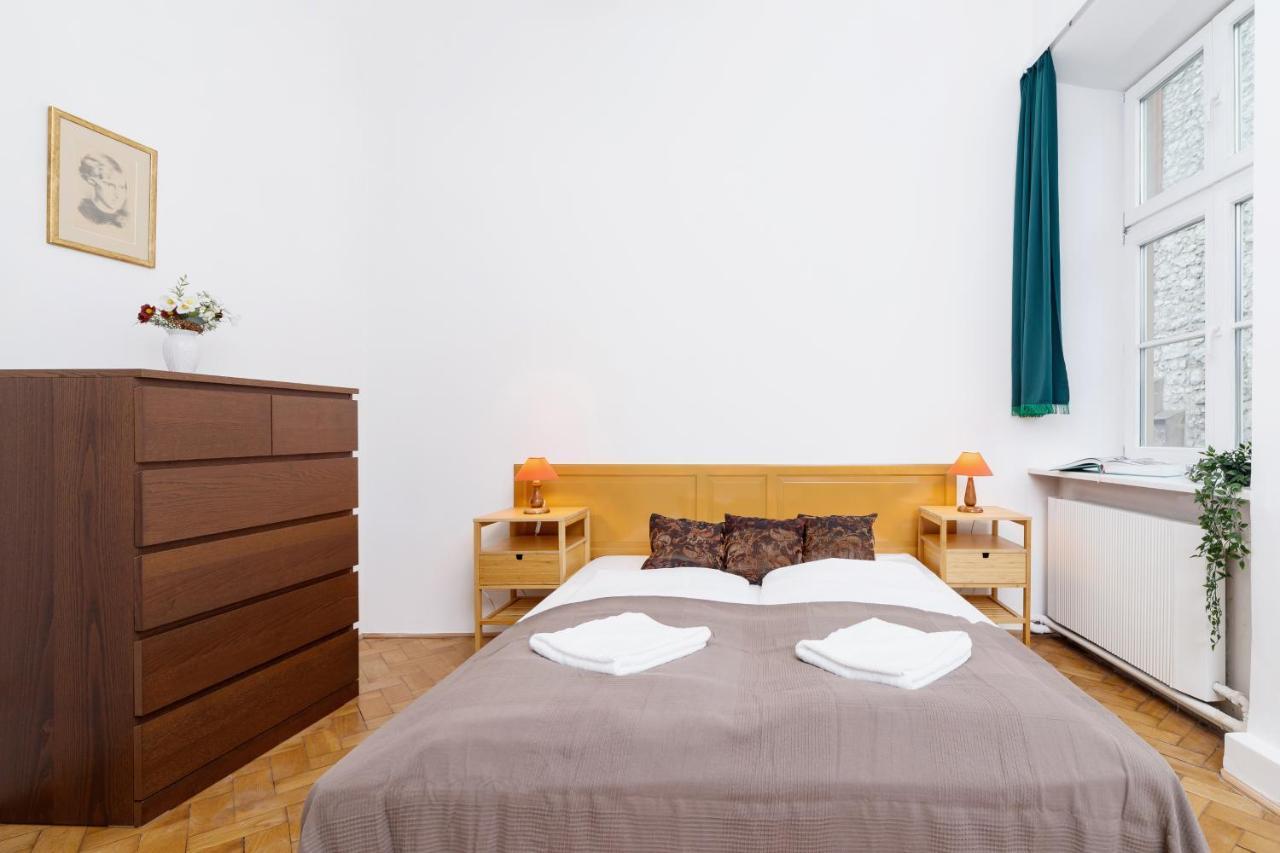 Apartment Pijarska Krakow By Noclegi Renters Exterior photo